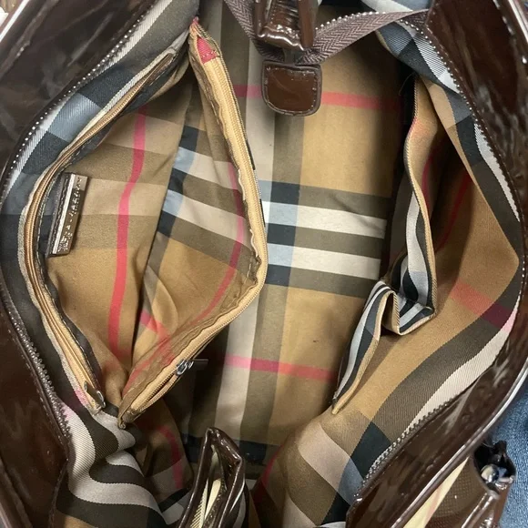 Burberry Purse🔥 - Picture 2 of 4